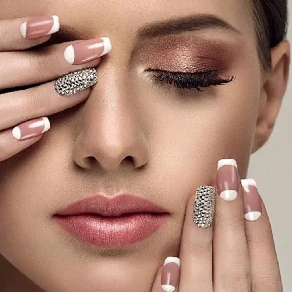 ناخن کار حرفه ای