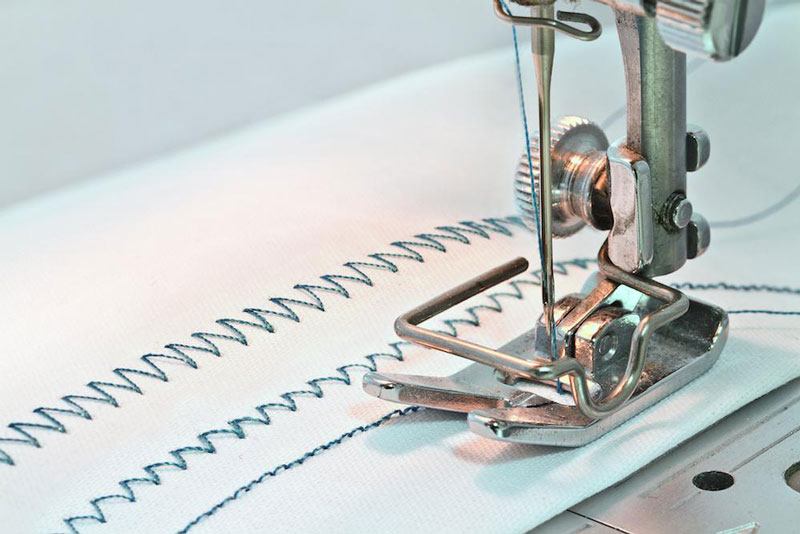 انواع پایه چرخ خیاطی و کاربرد آنها 2 پایه زیگزاگ چرخ خیاطی