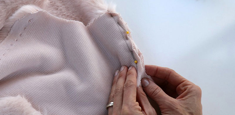 چالش‌ های متداول در کار با پارچه خز و راه‌ حل‌ها